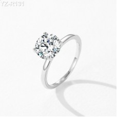 4 Claw 6.5mm 1.0ct Round Moissanite diamond Solitaire Ring 