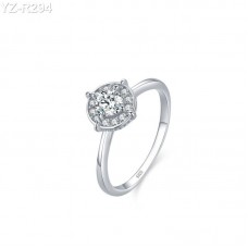 Round Moissanite diamond Halo Ring