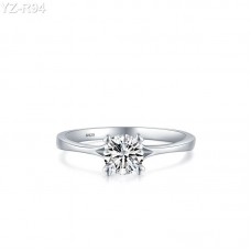 4 Claw 6.5mm 1.0ct Round Moissanite diamond Solitaire Ring